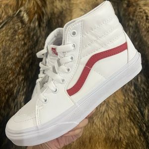 Red/white high top Vans size 4 ***Unworn